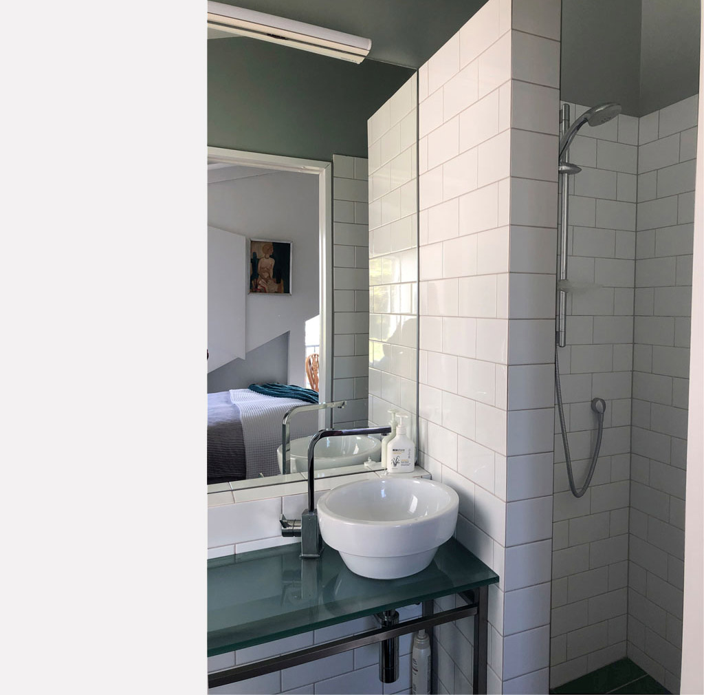 Bedroom 2 Ensuite2