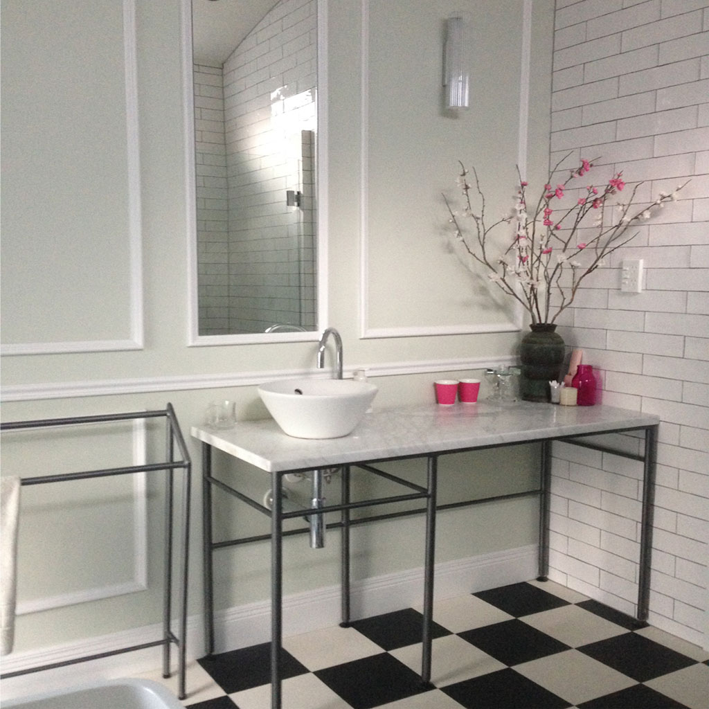 Melrose bathroom
