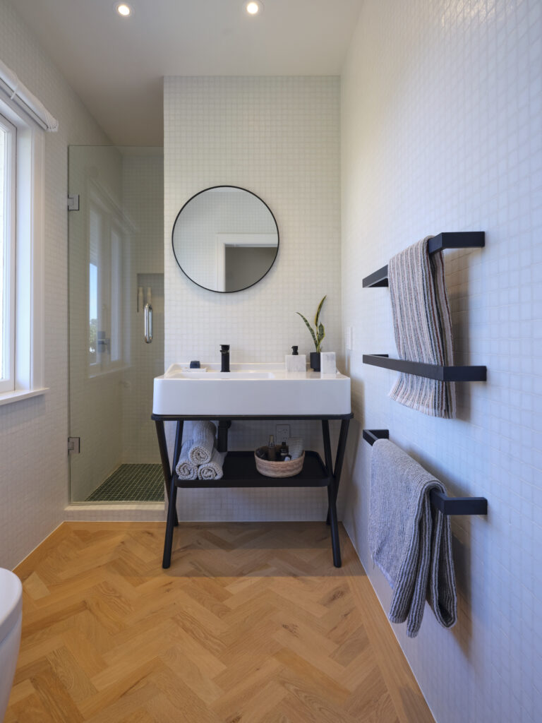 Awatea ensuite